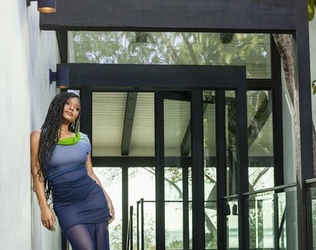 Halle Bailey pornstar best gallery