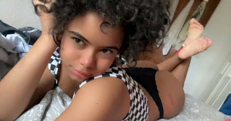 deliciussscurly exclusive actress galleries