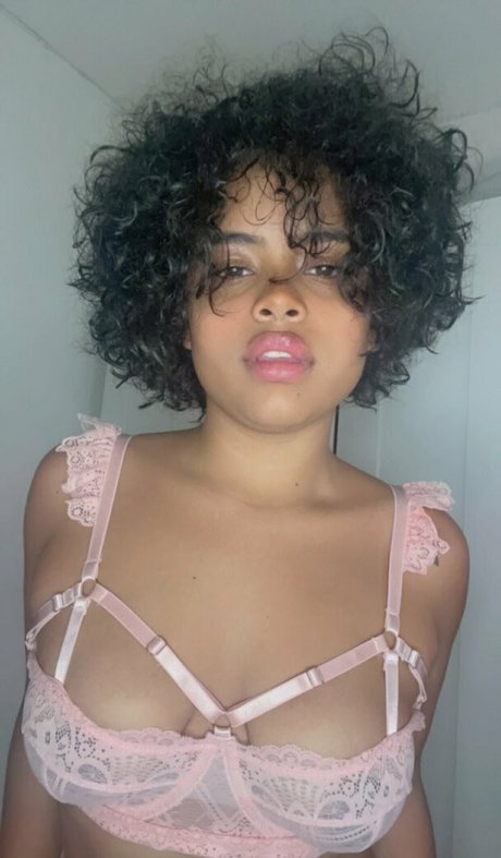 deliciussscurly pornographic actress image