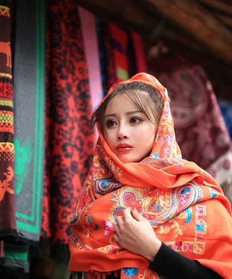 Yuan Herong Quick model image