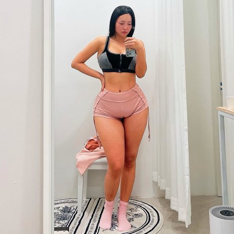 Ssunbiki hot model photos