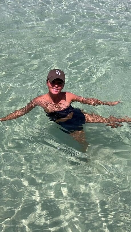 Brittney Atwood hd model picture