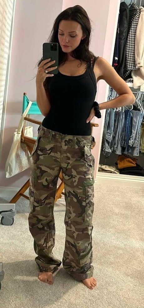 Brittney Atwood art star pic