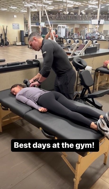 Brittney Atwood pretty actress pictures