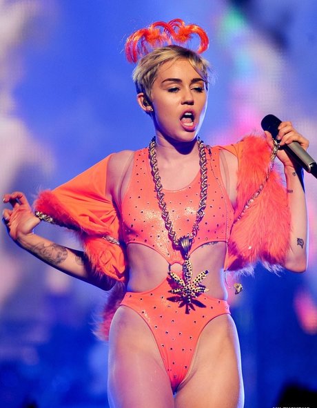 saggy milf onlyfans art xxx galleries