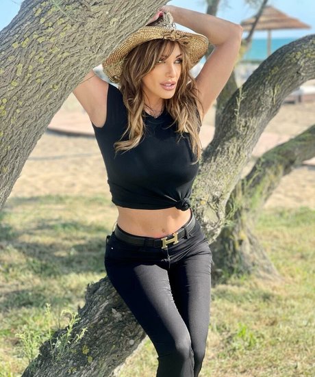 Sabrina Salerno star hd gallery