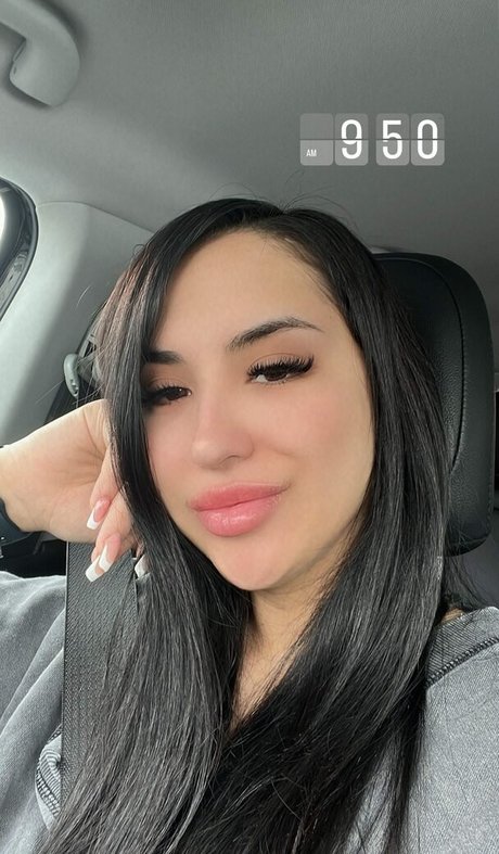 yourfutureexwifey Quick model image