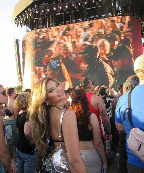 Sofia Jamora perfect pornstar archive