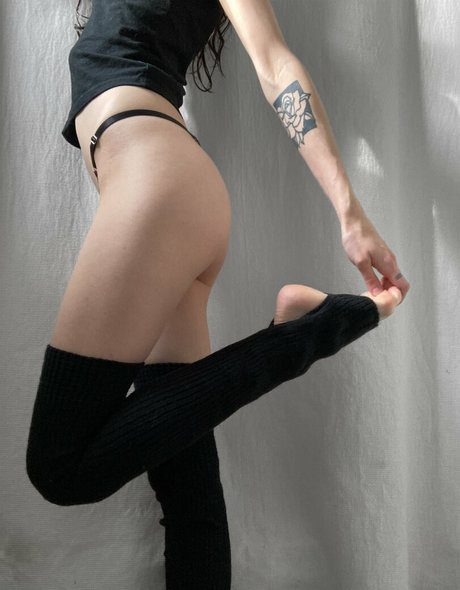 skinny shemale onlyfans exclusive pics