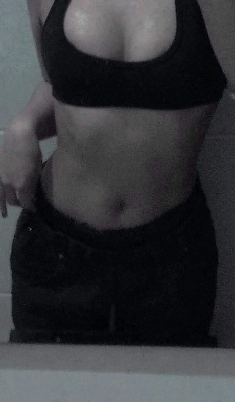 Exibam Sua Companheira adult model pic