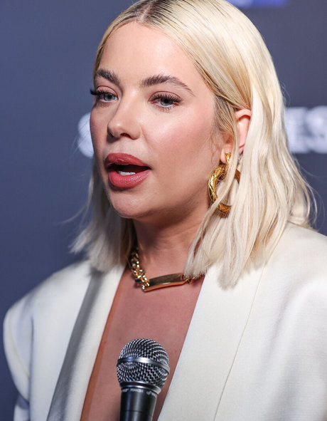 Ashley Benson star high quality galleries