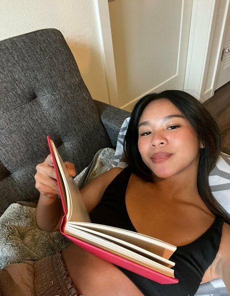 yourangeldarling star erotic picture