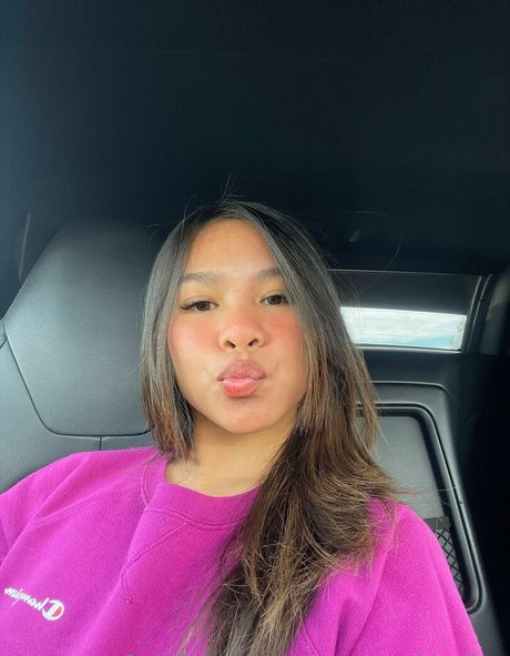 yourangeldarling star exclusive photo