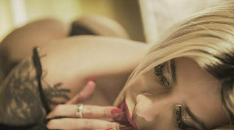 bri ts pornstar beautiful archive