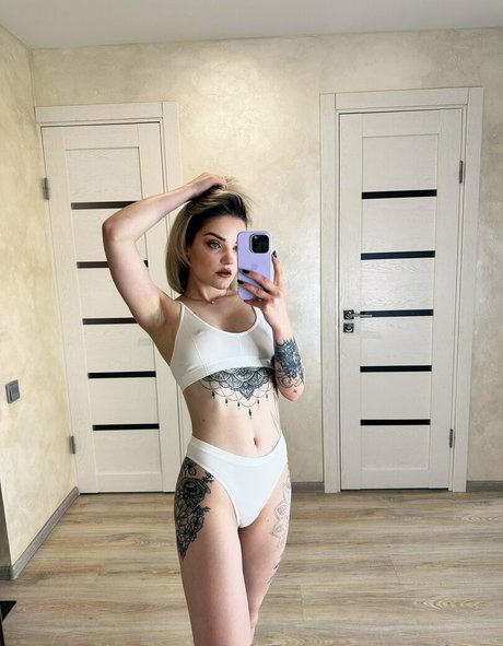 carol xxx hot pornstar archive