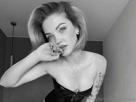 carol xxx pornstar erotic archive