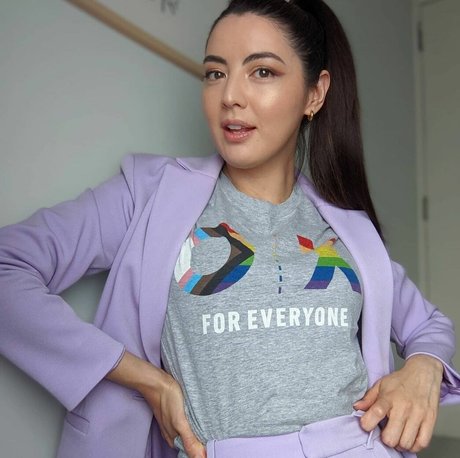 naked trans onlyfans hot sexy image