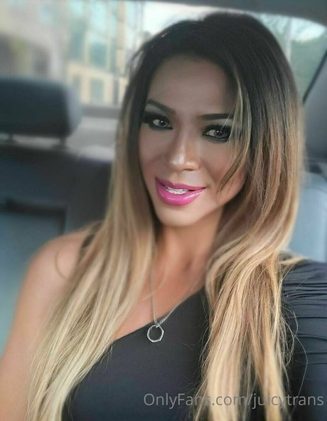 juicytrans sex pornstar photos