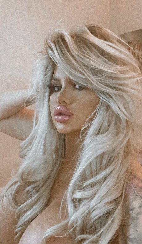 muscle trans onlyfans perfect pic