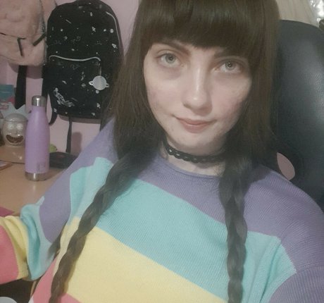 shy spice star hot images