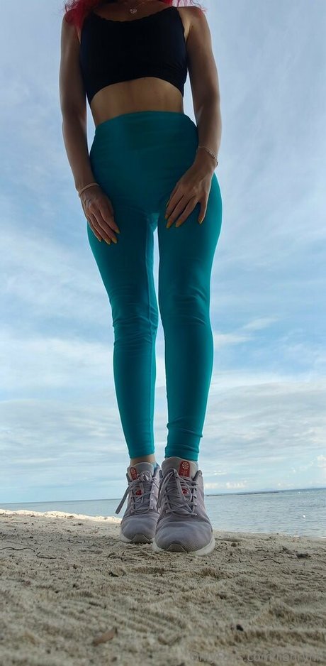 Lionrynn star picture