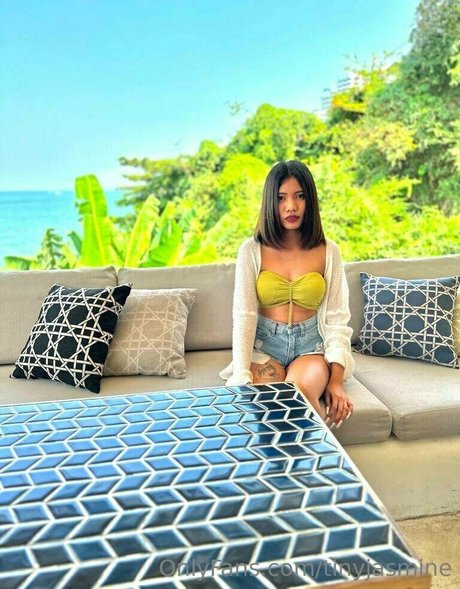 tinyjasmine hot model gallery