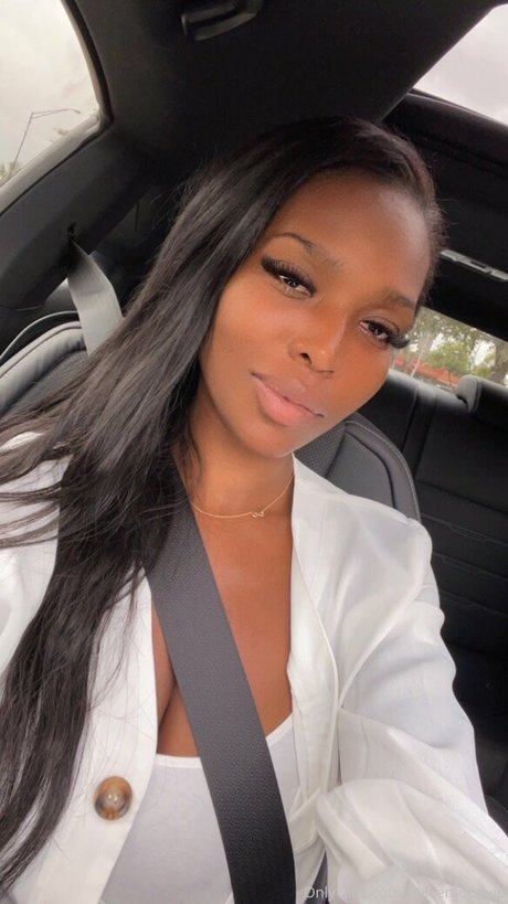 dulcemoonvip pornstar nice pics