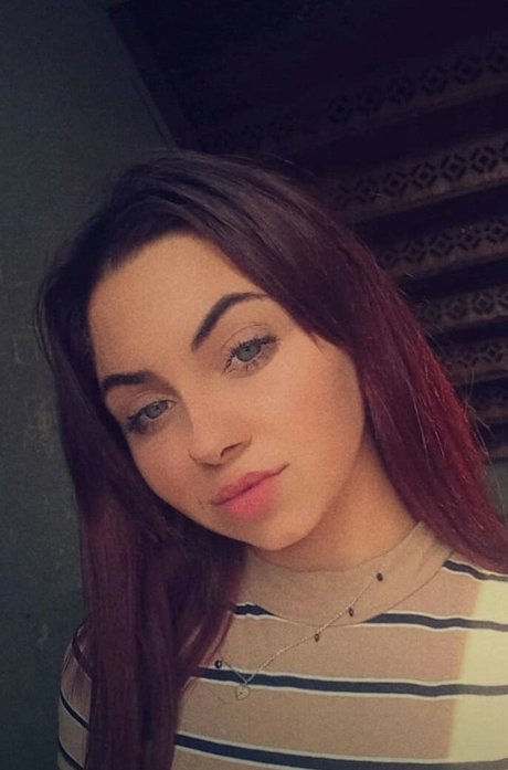 Wiktoria Bystron pornographic model gallery