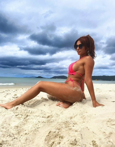 violetbluexo naked actress photos