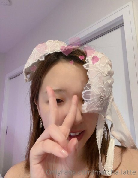 matcha latte model adult pic