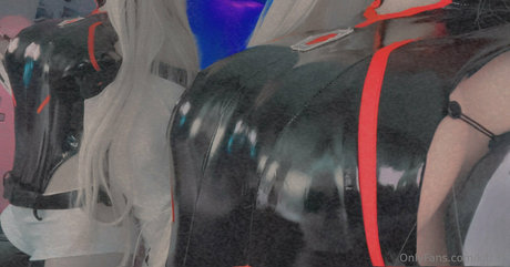 kltt3y model top pic