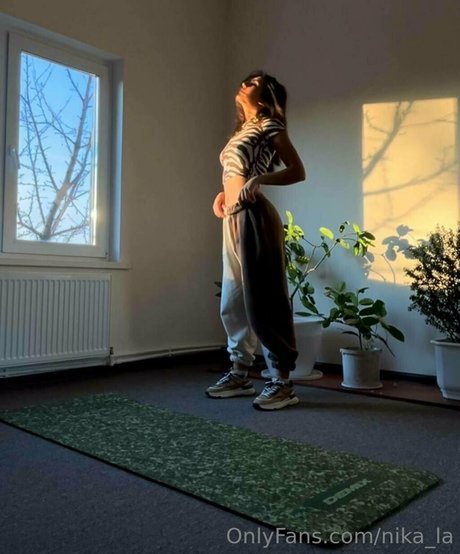 nika la model sex photos