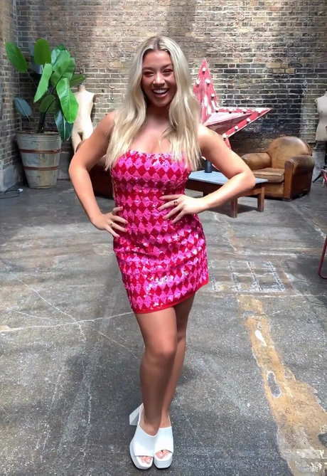 Molly Rainford pornstar adult image