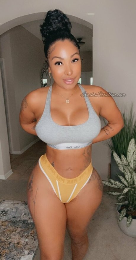 thick blonde onlyfans free naked pics