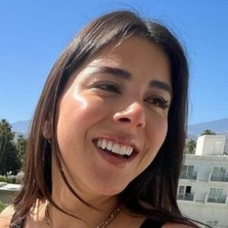 Daniella Monet top model pic