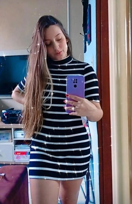 Amanda Freitas top star pictures