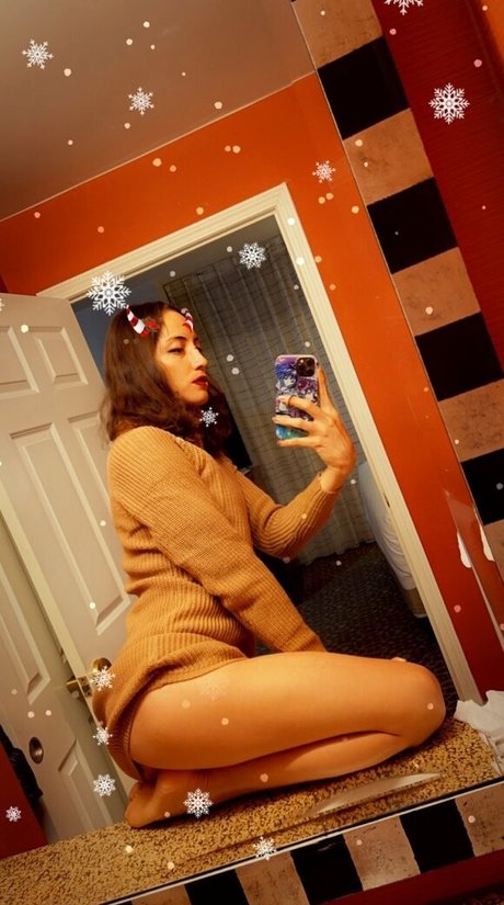 michellekunis hot model archive