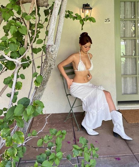 Pepperanyi pornstar art pic