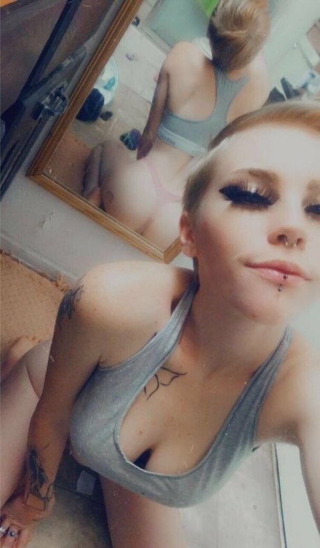 cherrywhiskeyx hot pornstar archive