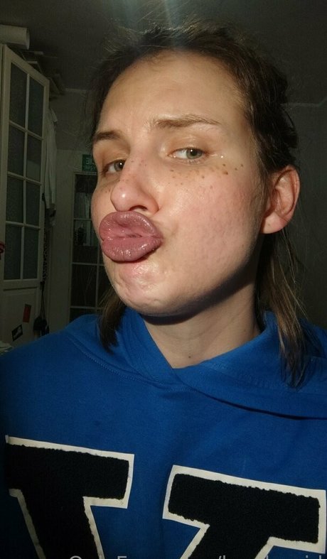 perfect shemale onlyfans free xxx gallery