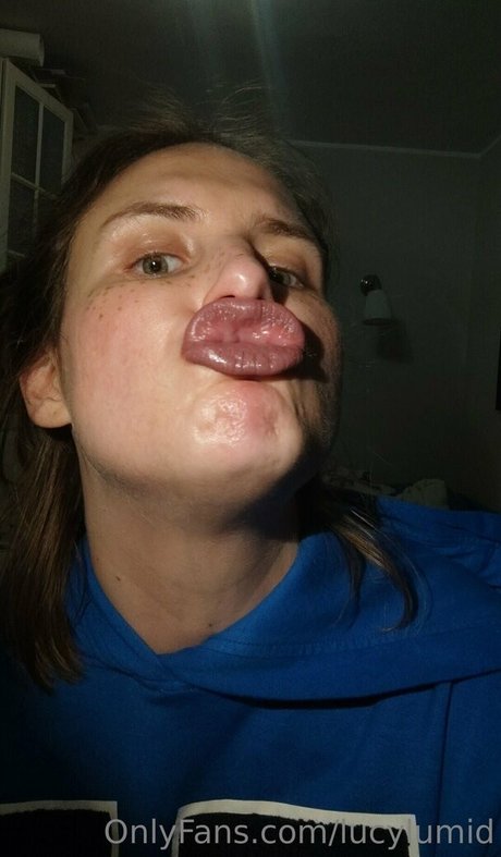 lucylumid adult star photo