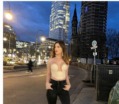 FirstValeriaa star erotic img