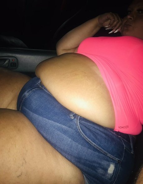 muscular women onlyfans pornos image