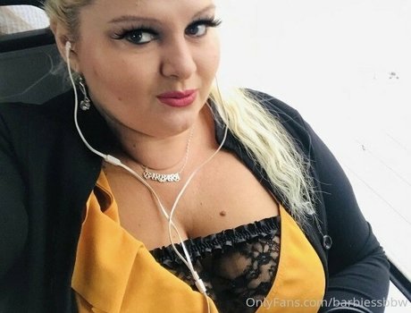 hairy vagina onlyfans hot nude image