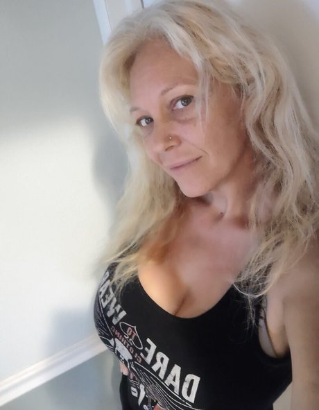 Charlee Chase model best pics