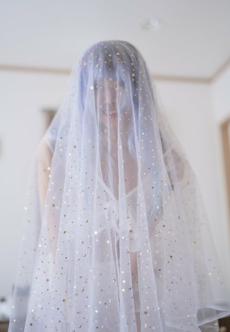 Canniny pornstar top pic