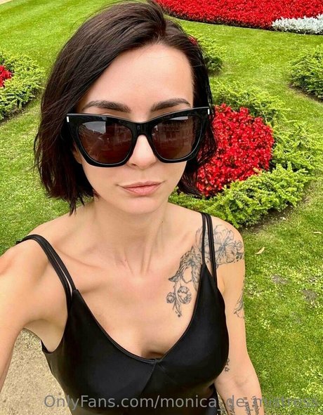 monica de mistress nude star img