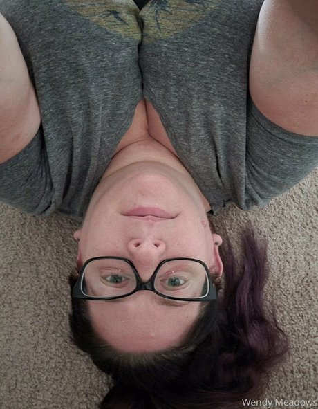 wendymeadows hot actress archive