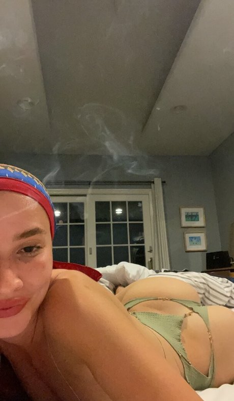 Daisy Delancey sex model photo