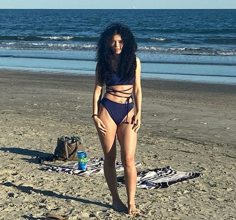 tiny tits onlyfans free xxx images